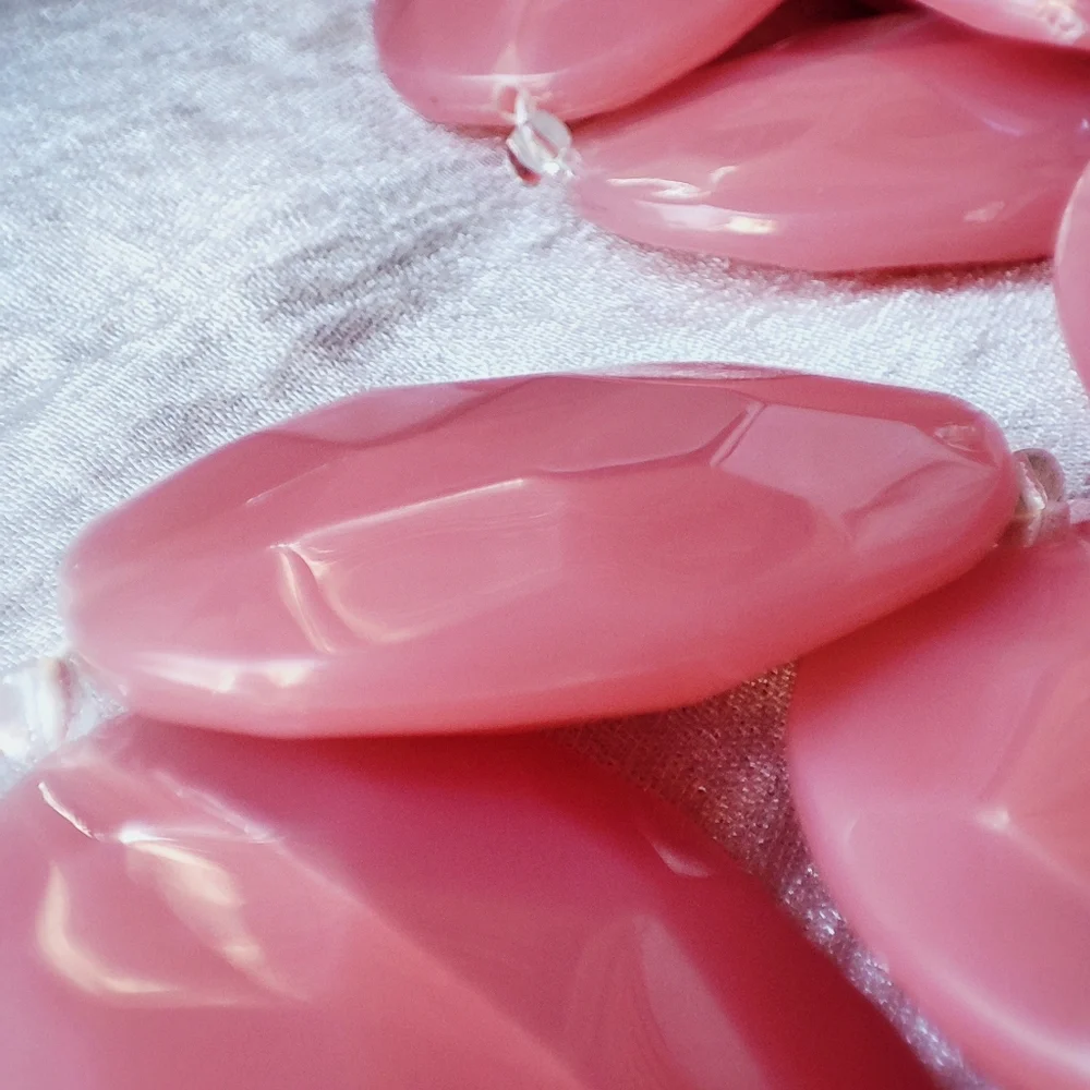 Salmon Color Faceted Translucent Acrylic Lucite Large Oval Flat Bead Necklace